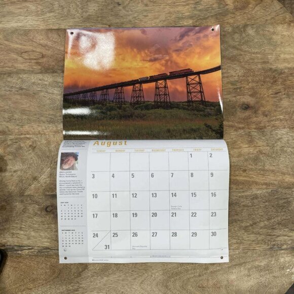 NEW 2025 Burlington Northern Santa Fe Railway Train Engine Calendar BNSF - Picture 4 of 6